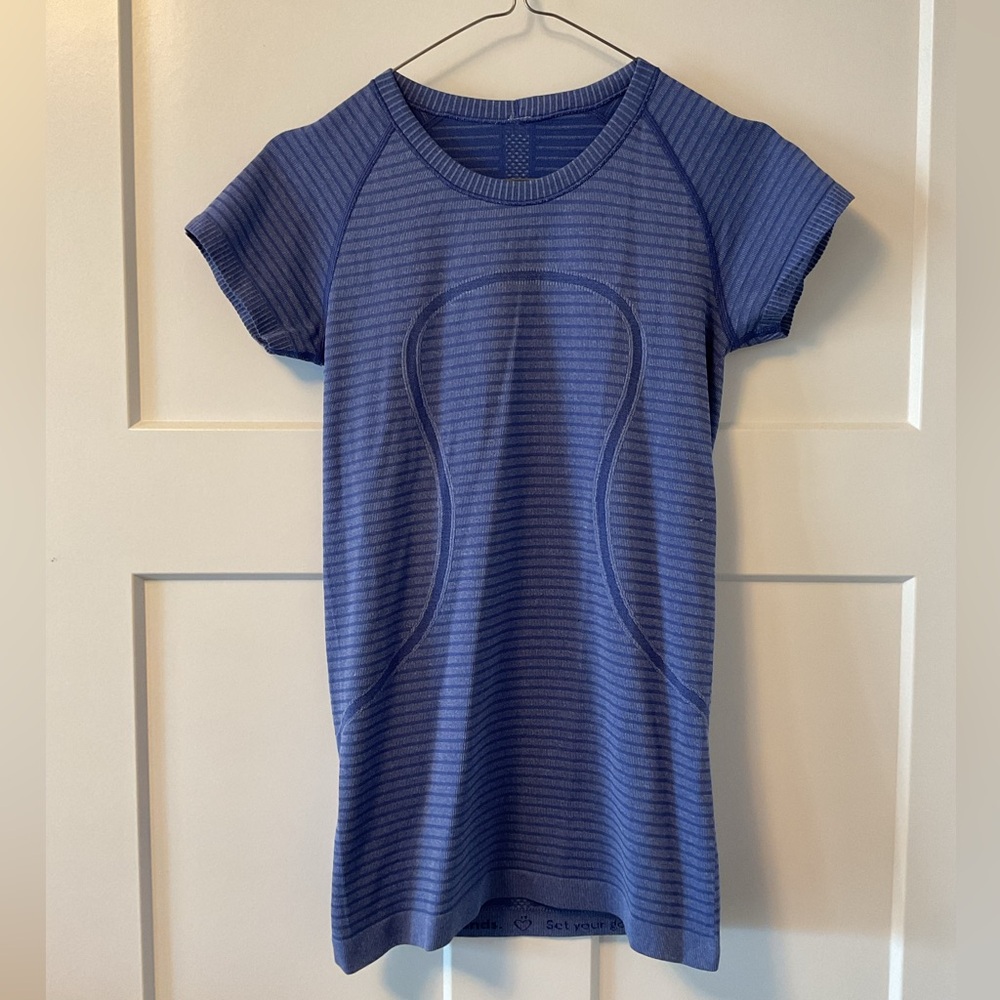 Lululemon Athletica short sleeve swiftly tech